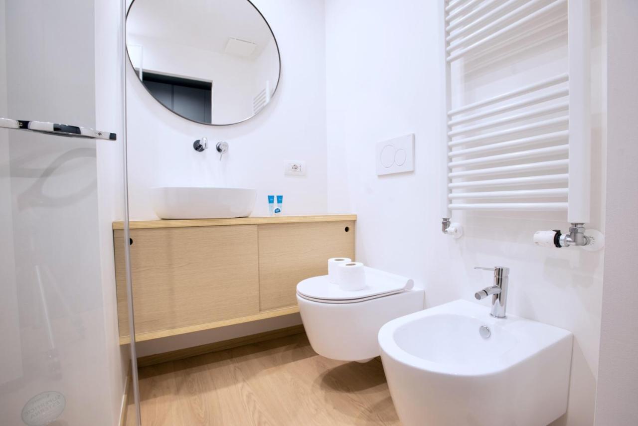 Easylife - Lusso E Tradizione In Sant'Ambrogio Apartment Milan Bagian luar foto